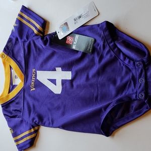 Minnesota Vikings NFL Football Onesie Size 18M - NWT
